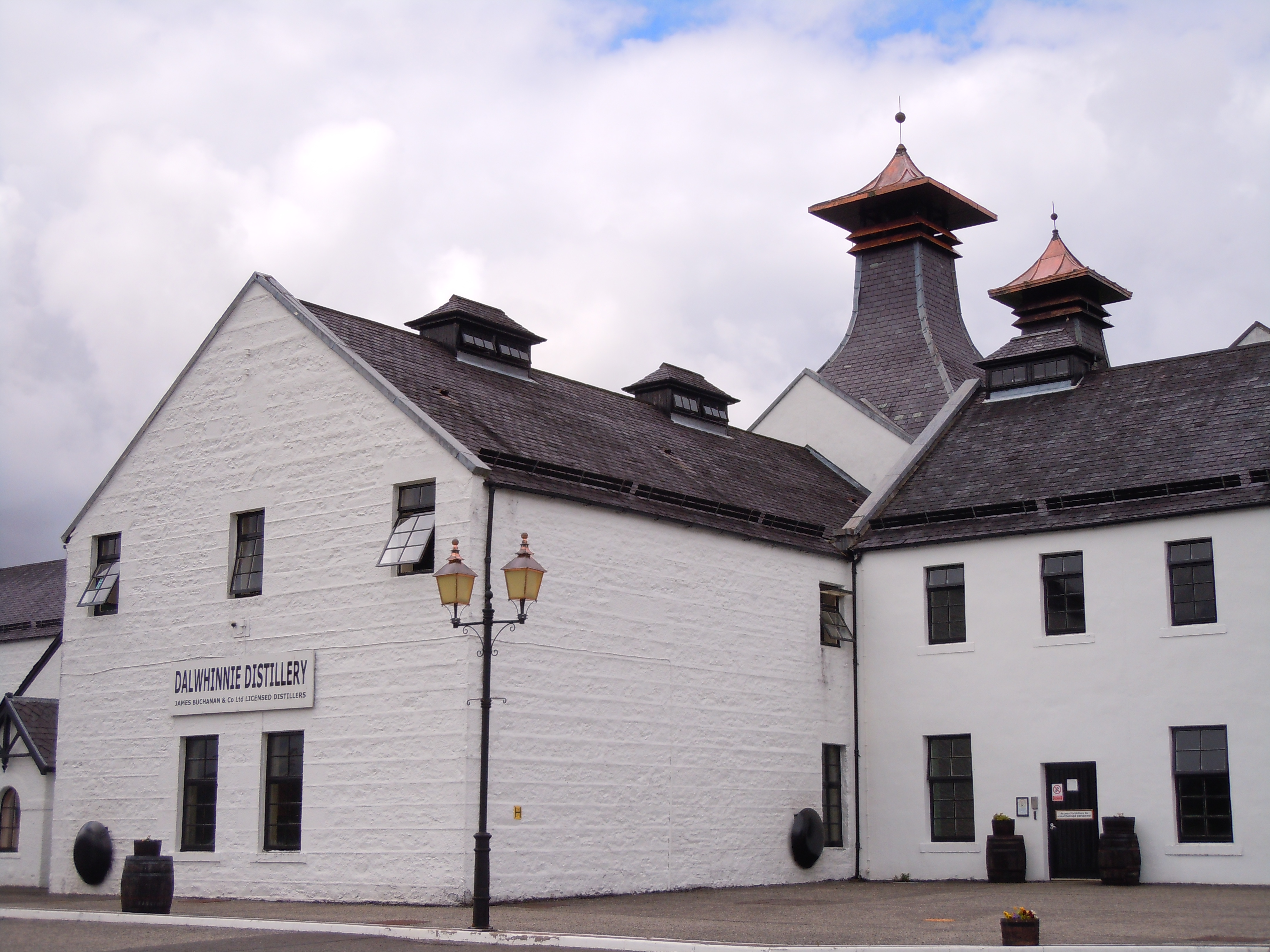 Dalwhinnie Distillery Dalwhinnie Distillery